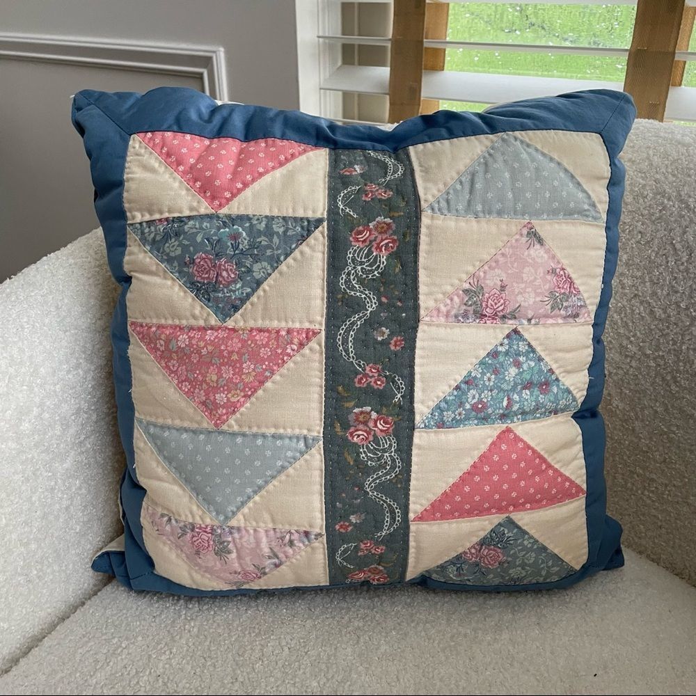 Vintage 14” Square Quilt Pillow Blue Pink County Cottage